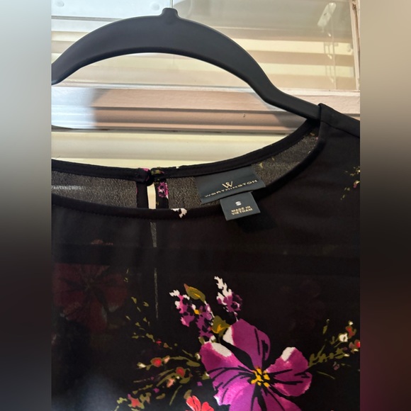 Small Worthington Floral Blouse with layered Sleeves - Picture 3 of 4